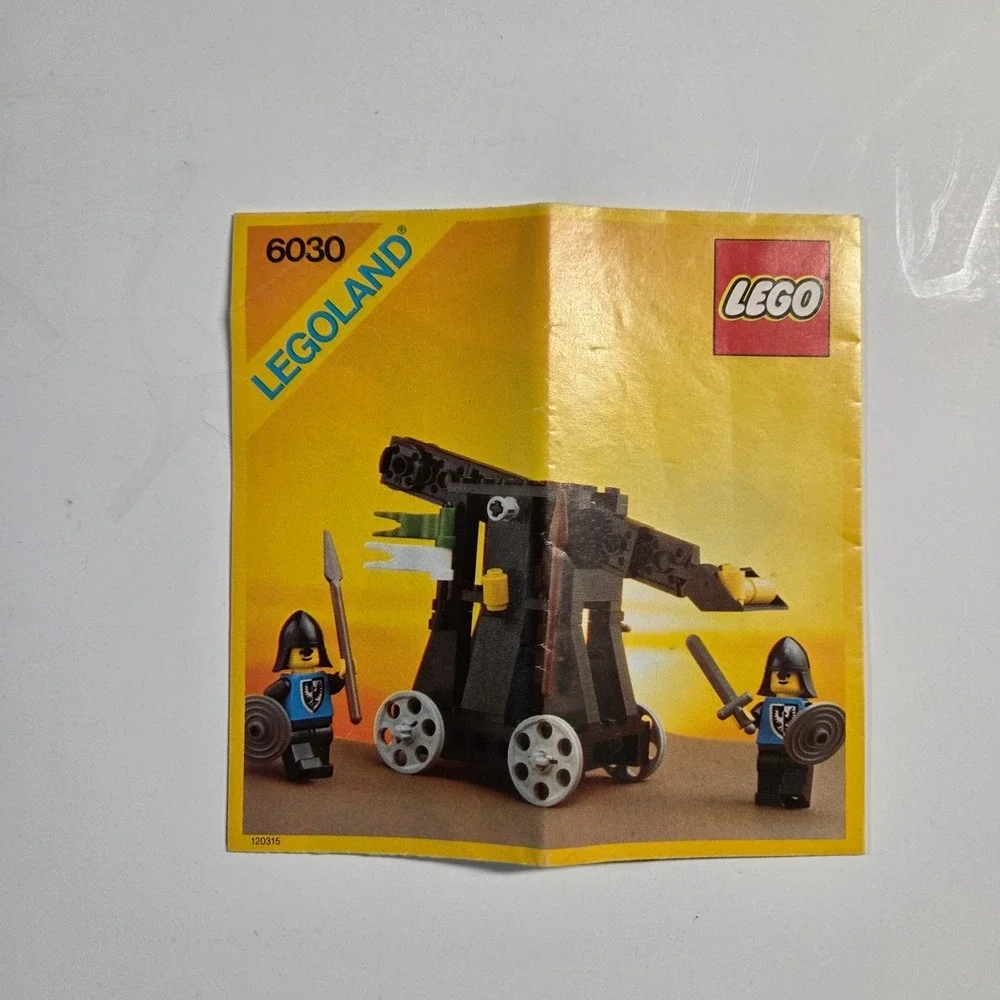 LEGO Instruction Manual 6030‎ Catapult Legoland Castle Black Falcons Vintage